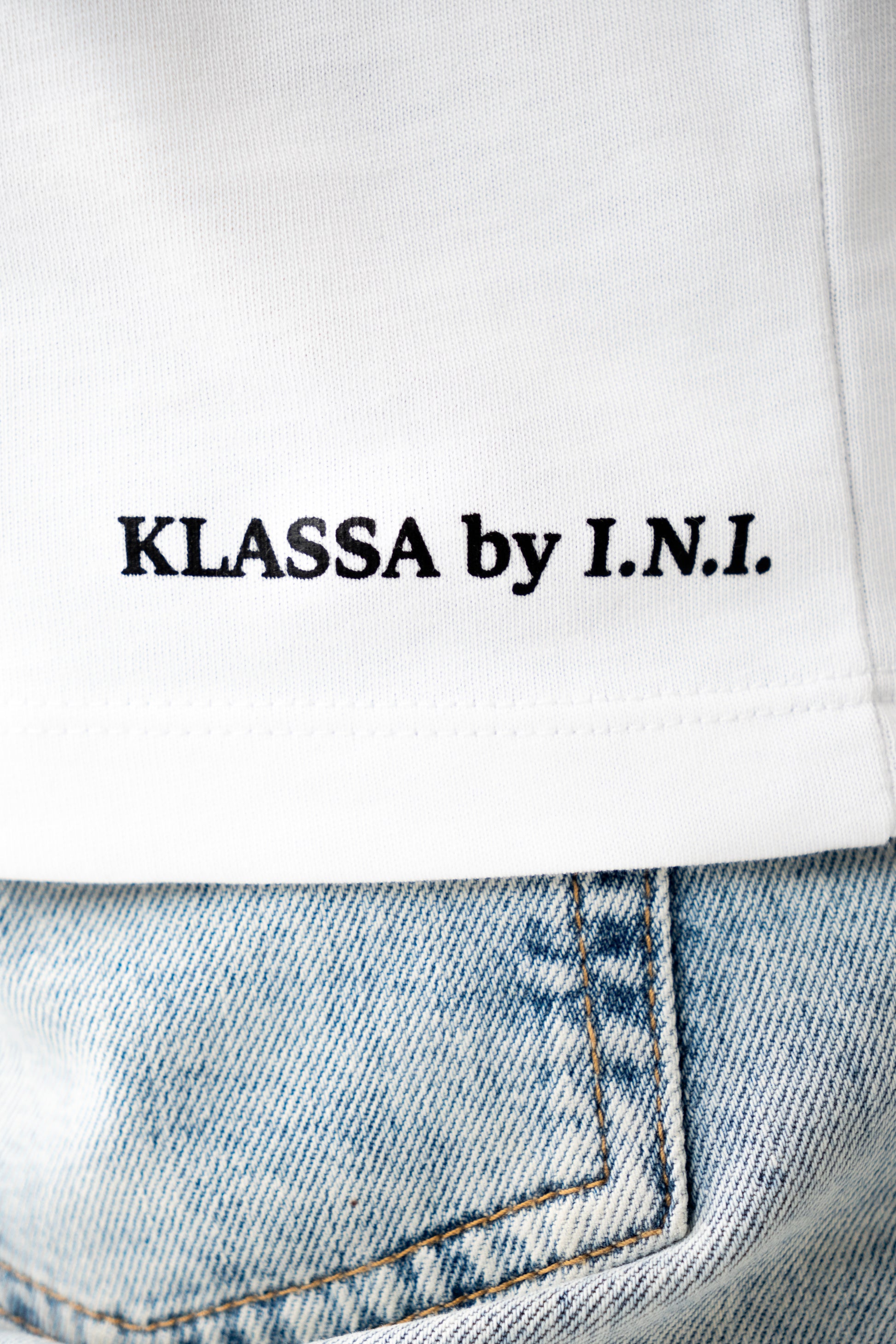 KLASSA TEE